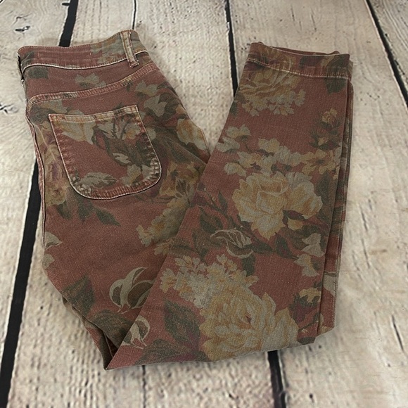 Pilcro by Anthropologie floral denim size 26